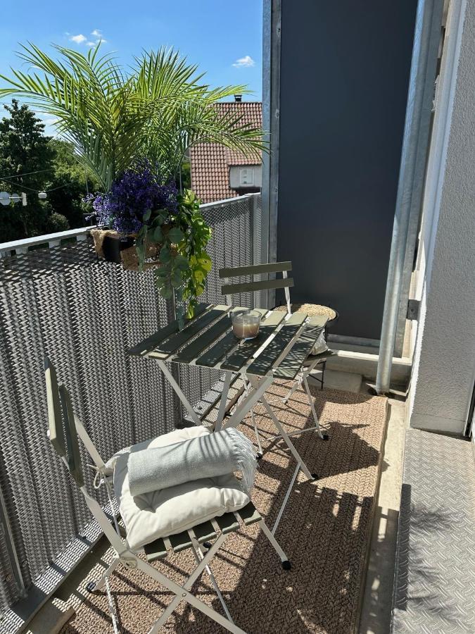 Stilvolles Und Modernes Appartement Mit Sonnigem Balkon In Flughafen- Und Messenaehe 31 Leinfelden-Echterdingen Luaran gambar